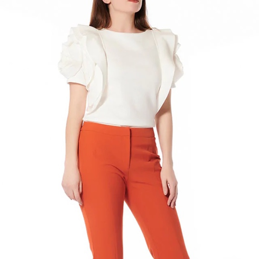 Rose detailed top